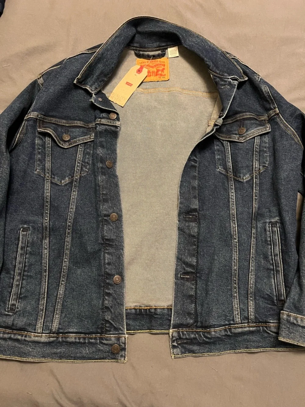 Levi's Men's Indigo Denim Trucker Jacket - Picture 2 of 8